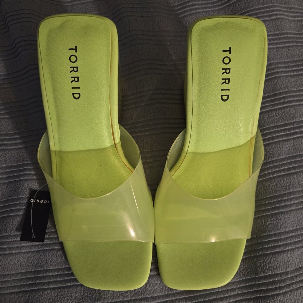 Lucite Wedge (WW)